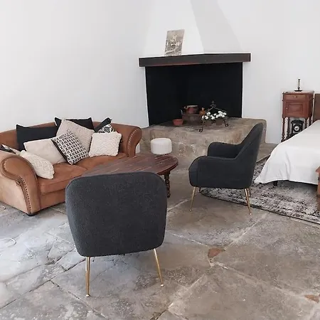 Chateau Sur Le Canal Du Midi Proche De Carcassonne Holiday home *